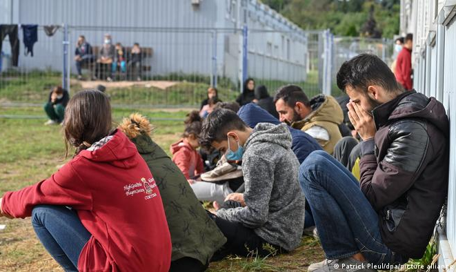 Em 2023, ainda há refugiados vivendo na Alemanha desde 2015 que não encontraram um apartamento