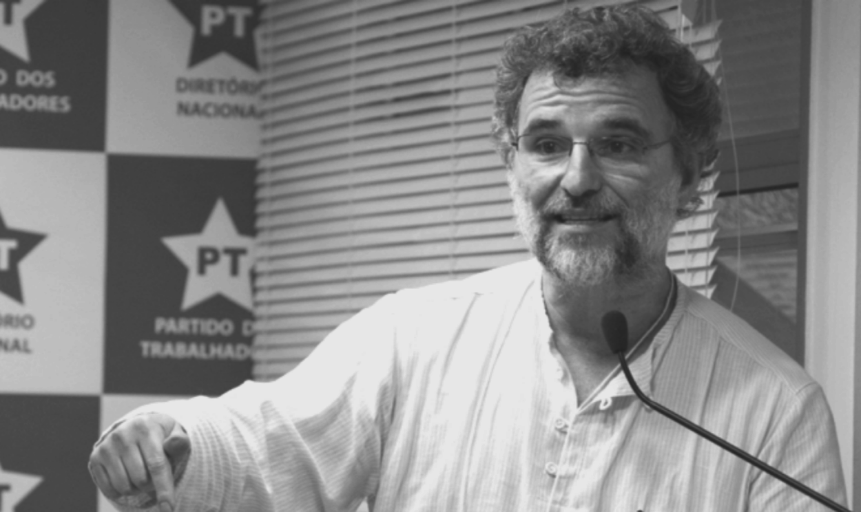 Em entrevista a Breno Altman, professor da UFABC disse que é preciso lutar para conseguir vacina e eleger Lula em 2022; veja vídeo na íntegra