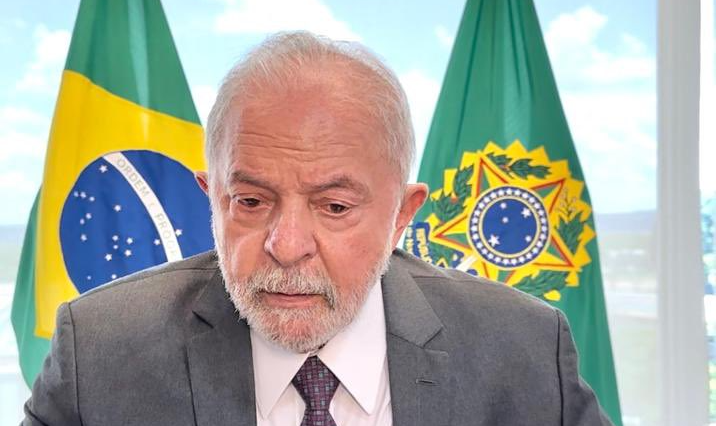 Lula se encontra não apenas diante do imperativo da reconstrução nacional, mas de retomar o protagonismo internacional do Brasil