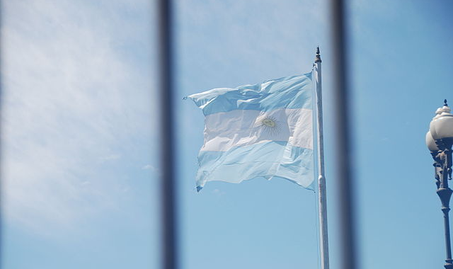 País referência na luta pelos direitos humanos, a Argentina entrou no radar da fábrica de desinformação bolsonarista