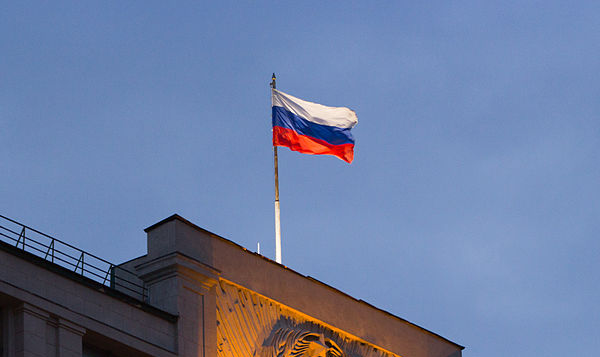 Conjunto de medidas envolve proibição de transações e exportação de produtos e matérias-primas fabricadas na Rússia