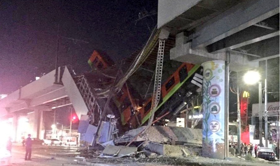 Via elevada da linha 12 do metrô, uma das mais movimentadas da capital mexicana, desabou no momento em que o trem passava pela estrutura