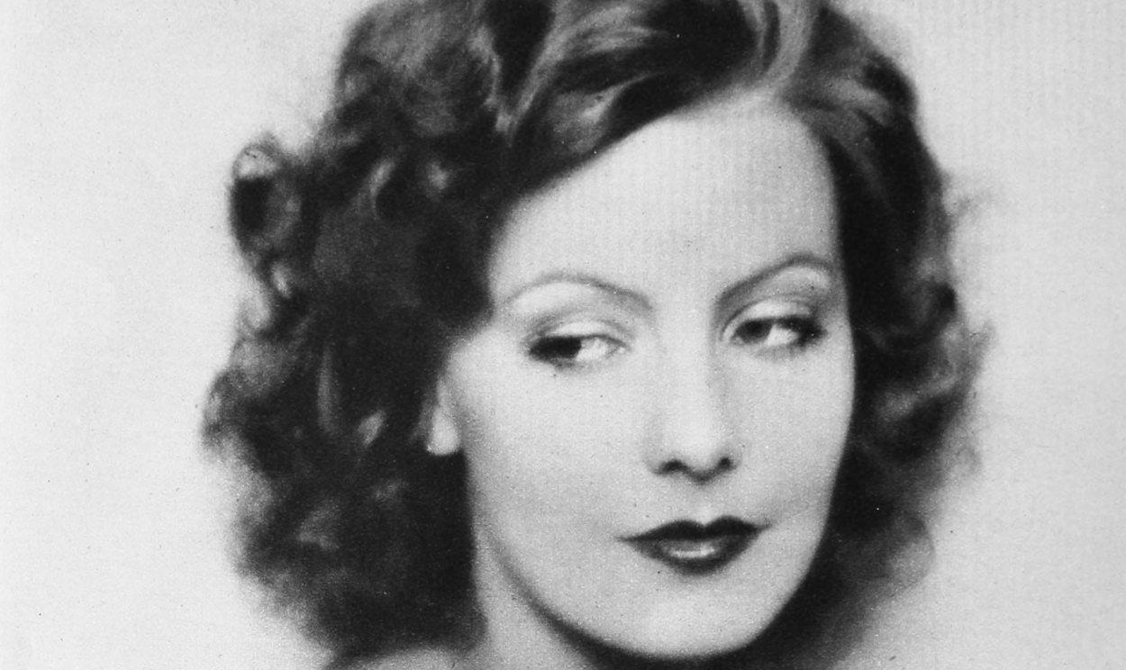 Atriz reinou nos anos 1930 como atriz 'suprema' das películas; aposentou-se cedo e viveu as cinco últimas décadas de vida em reclusão