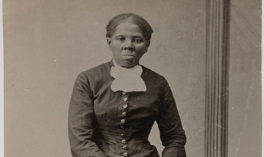 Harriet Tubman ajudou escravos a fugirem e lutou pelo voto das mulheres; abolicionista pode ser a primeira mulher negra a estampar uma nota de dólar