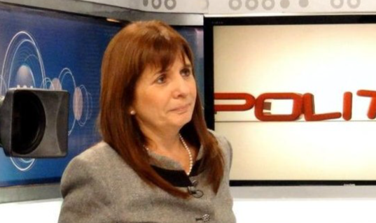 Patricia Bullrich, líder da oposição a Fernández, disse que se expressou mal e que é a favor da soberania argentina sobre as ilhas; fala gerou repercussão negativa