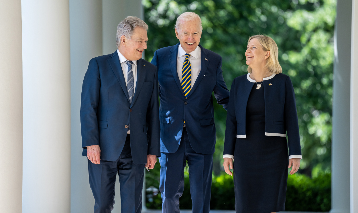 Presidente norte-americano afirma que países 'tornarão a Aliança mais forte'; líderes escandinavos abandonaram histórica condição de neutralidade militar nesta semana