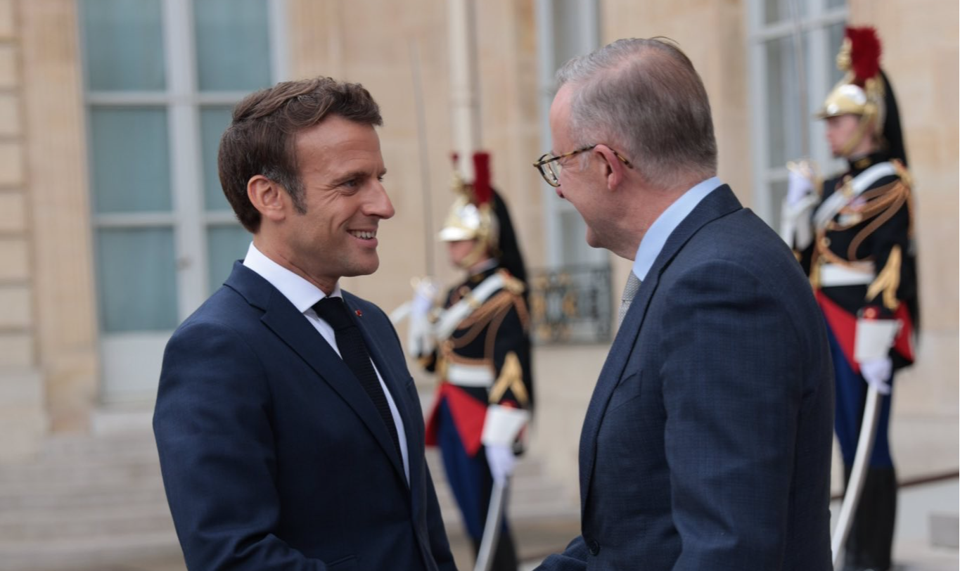 Reunião entre presidente francês e novo primeiro-ministro australiano marca início de 'novas relações bilaterais' entre países