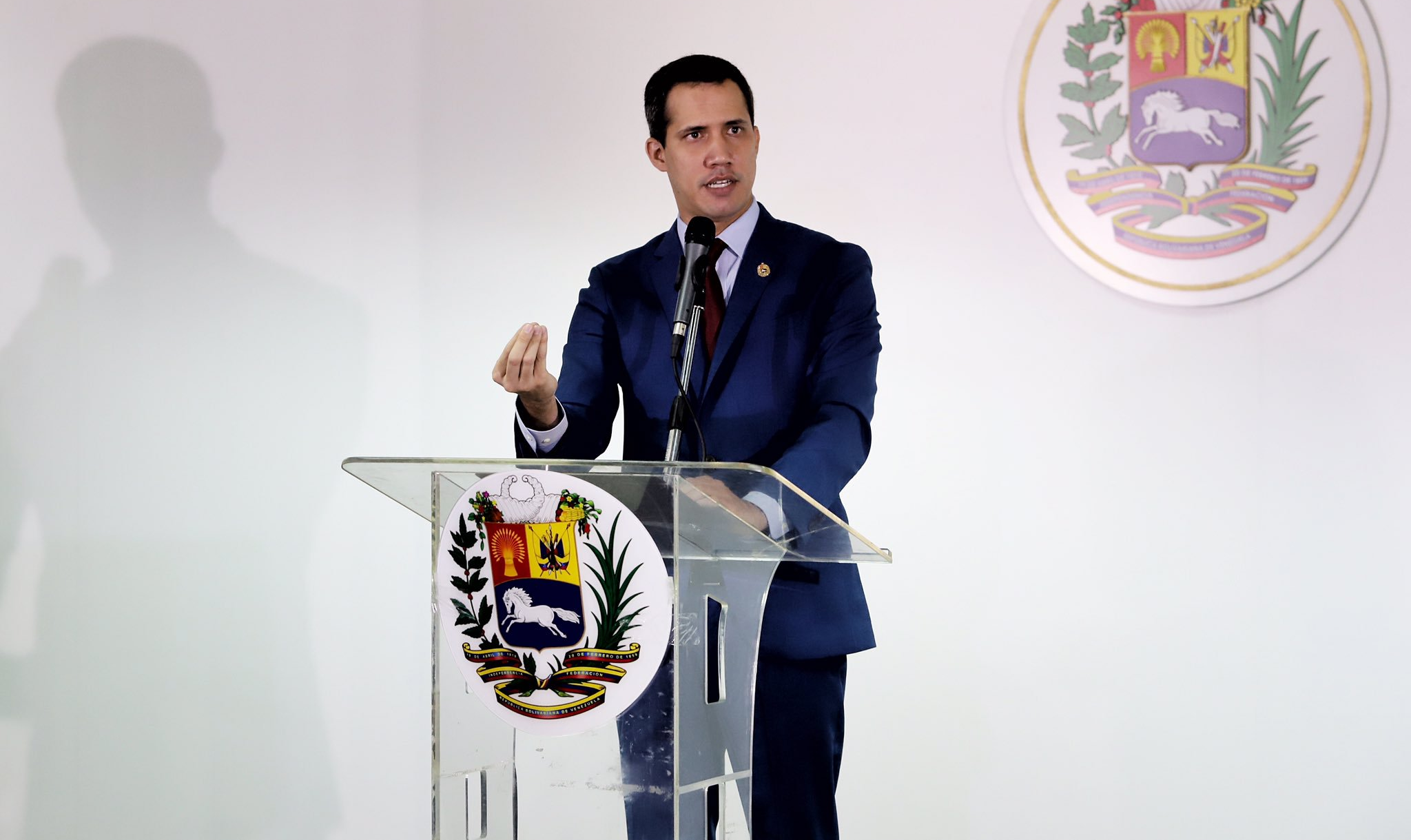 Declarações de líder opositor vêm após uma investigação divulgada no último domingo revelar denúncias de corrupção contra aliados de Guaidó