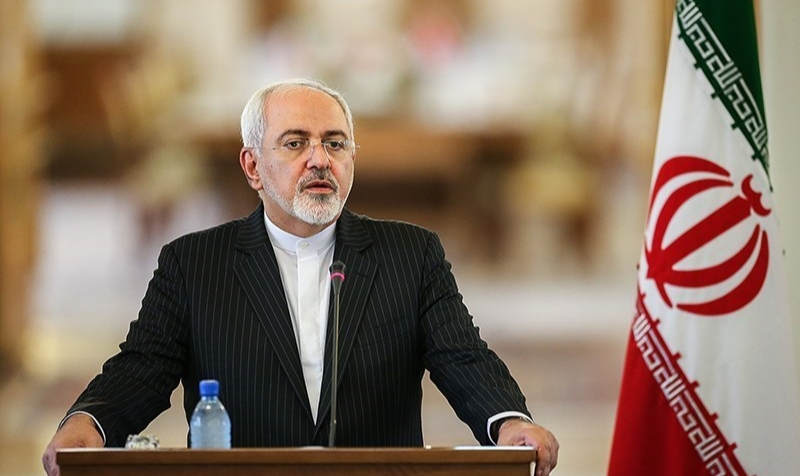 'Se os europeus continuarem seu comportamento inadequado ou enviar o caso do Irã ao Conselho de Segurança, nós sairemos do NPT', disse chanceler iraniano