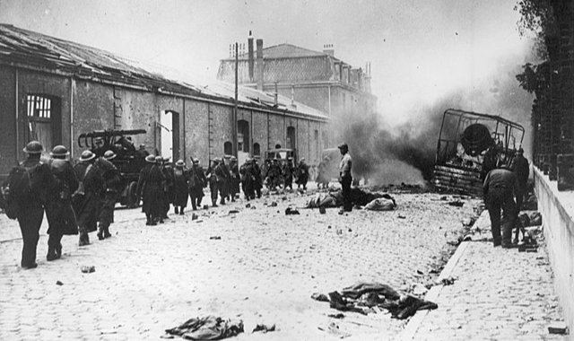 Soldados britânicos foram fuzilados por tropas nazistas; dos 99 soldados do regimento, apenas dois sobreviveram