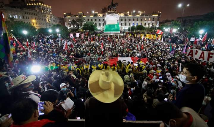 Nome do Peru Livre venceu as eleições, mas Justiça Eleitoral avalia pedidos de anulação de atas; simpatizantes pedem respeito aos resultados eleitorais