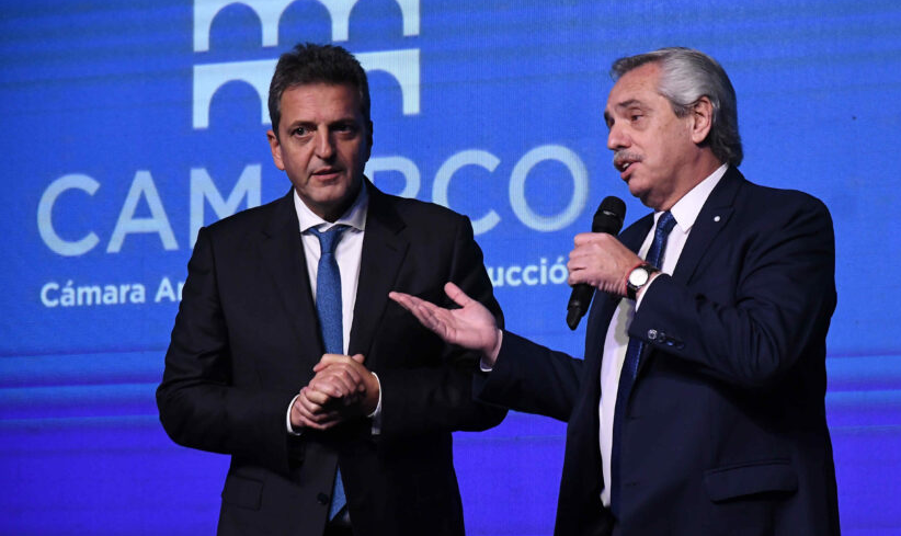 Presidente Alberto Fernández e candidato presidencial Sergio Massa deram declarações enfatizando necessidade de novo rumo na campanha: ‘temos 60 dias para virar esta eleição’