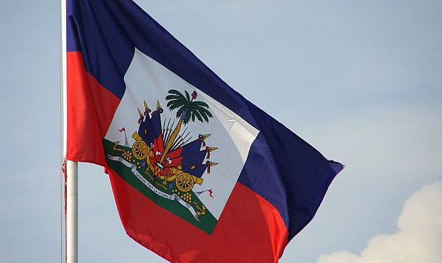 Assassinato de ex-presidente agravou a crise política estrutural no Haiti, que também sofre com catástrofes naturais e uma onda de violência extrema