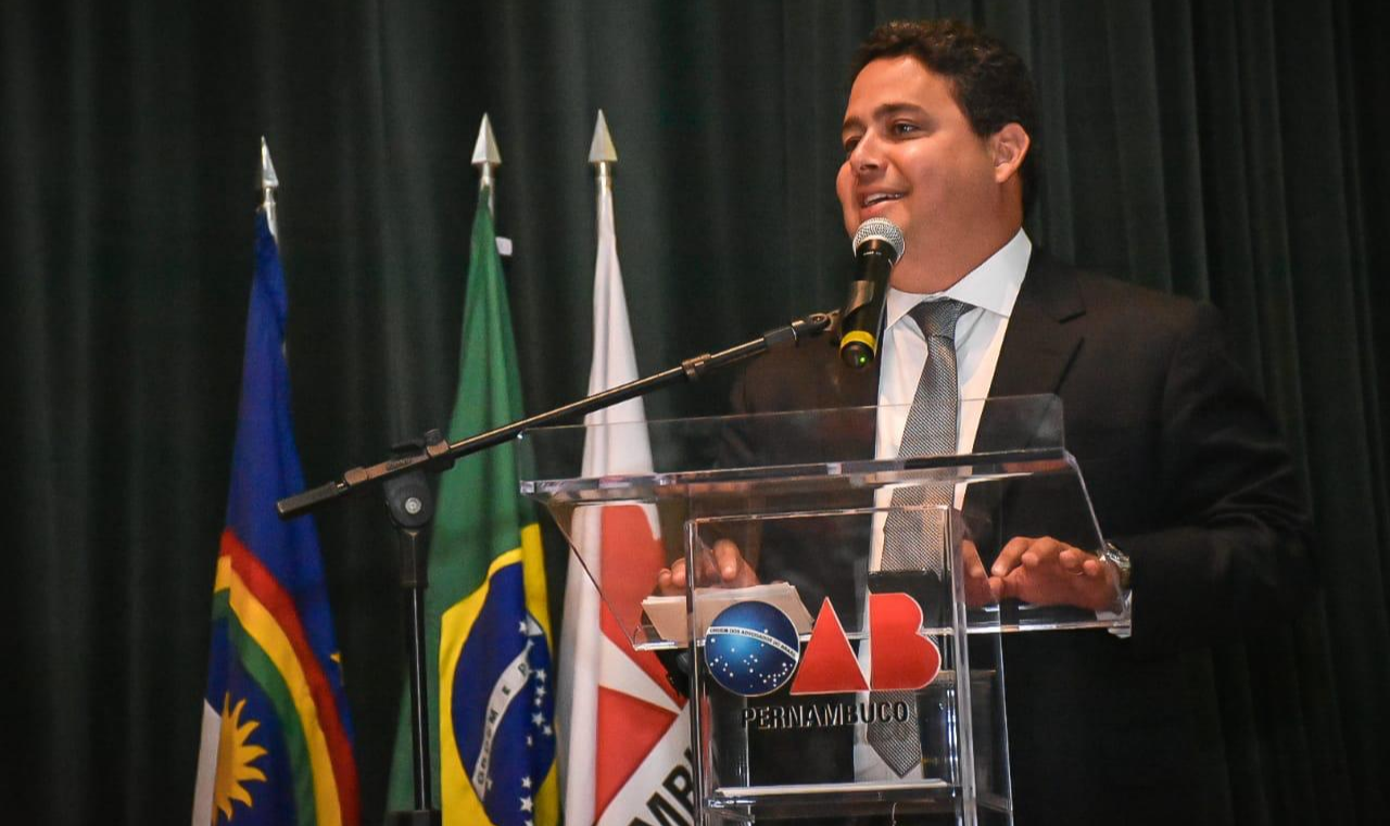 Comentário do presidente, adorador confesso do torturador Carlos Alberto Brilhante Ustra, veio após criticar atuação da OAB no caso Adélio