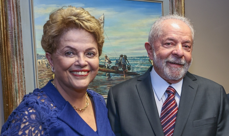 Presidente viajará a Pequim no final de março acompanhado de três ministros e de Dilma Rousseff, que deve assumir o Banco dos Brics