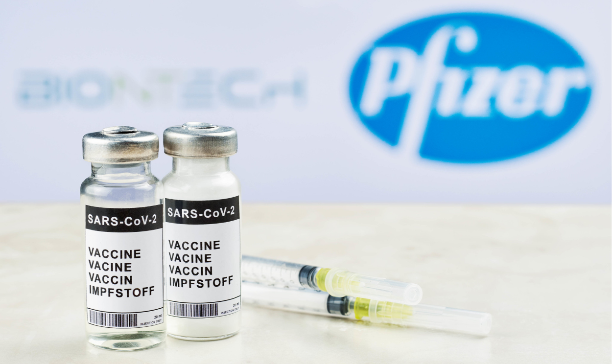 Empresas que se dedicaram às pesquisas de vacinas contra a covid-19 tiveram ganhos bilionários no mercado de ações