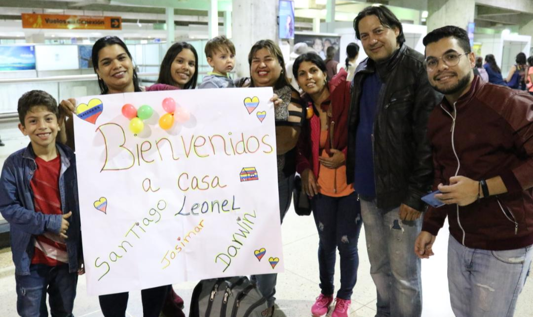 Volta dos migrantes se deu através do programa estatal denominado Plano Volta à Pátria; desde a sua criação, em 2018, o plano de repatriação do governo já possibilitou o retorno de 16 mil venezuelanos que viviam em outros países