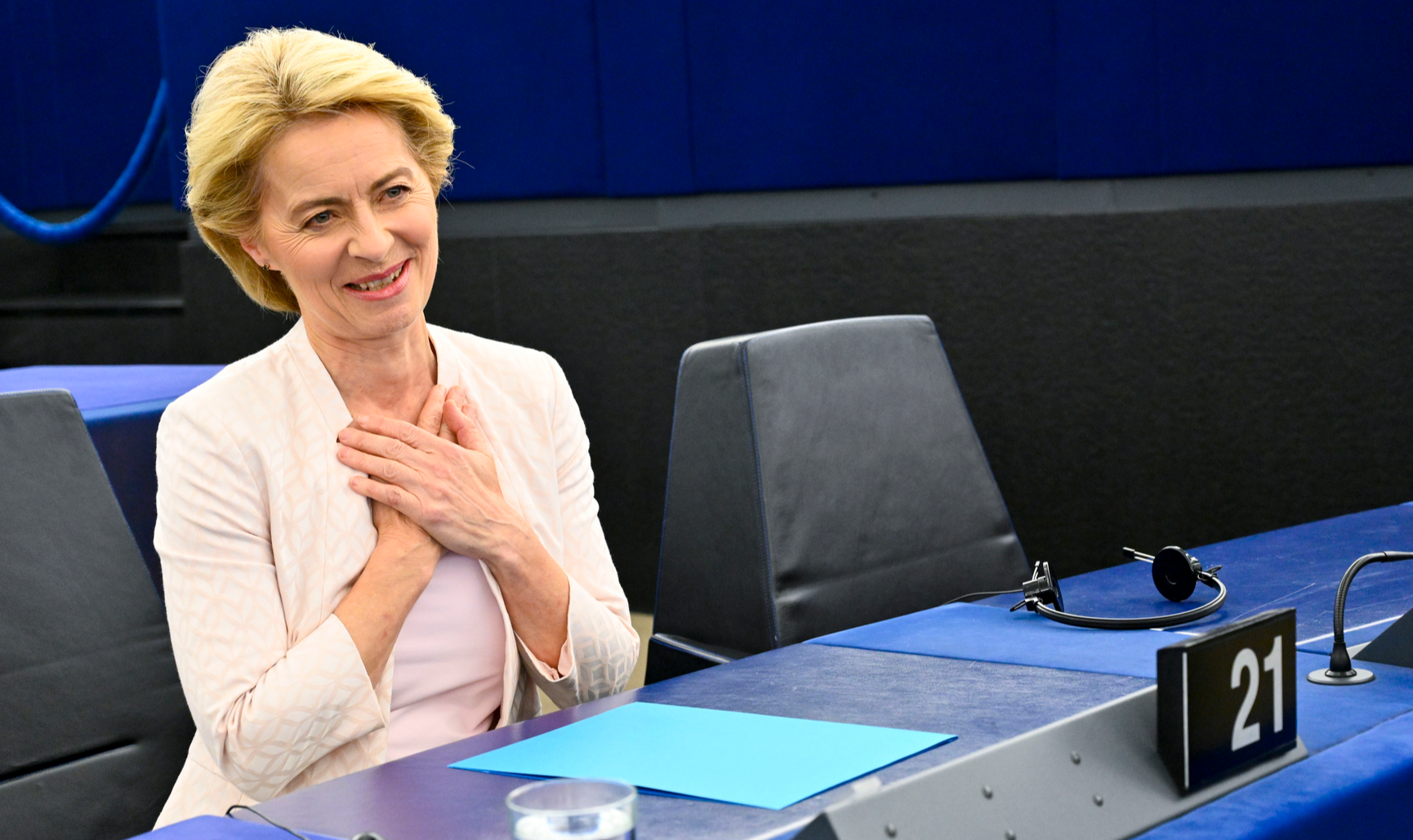 Parlamento Europeu aprova indicação de Ursula von der Leyen com apenas nove votos acima do necessário; democrata-cristã será primeira mulher a presidir o Executivo da UE, cargo não ocupado por um alemão desde 1967