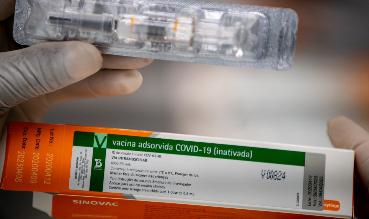 20 milhões de doses da Coronavac serão disponibilizadas no país ainda neste mês, enquanto outras 30 milhões chegarão até fevereiro de 2021