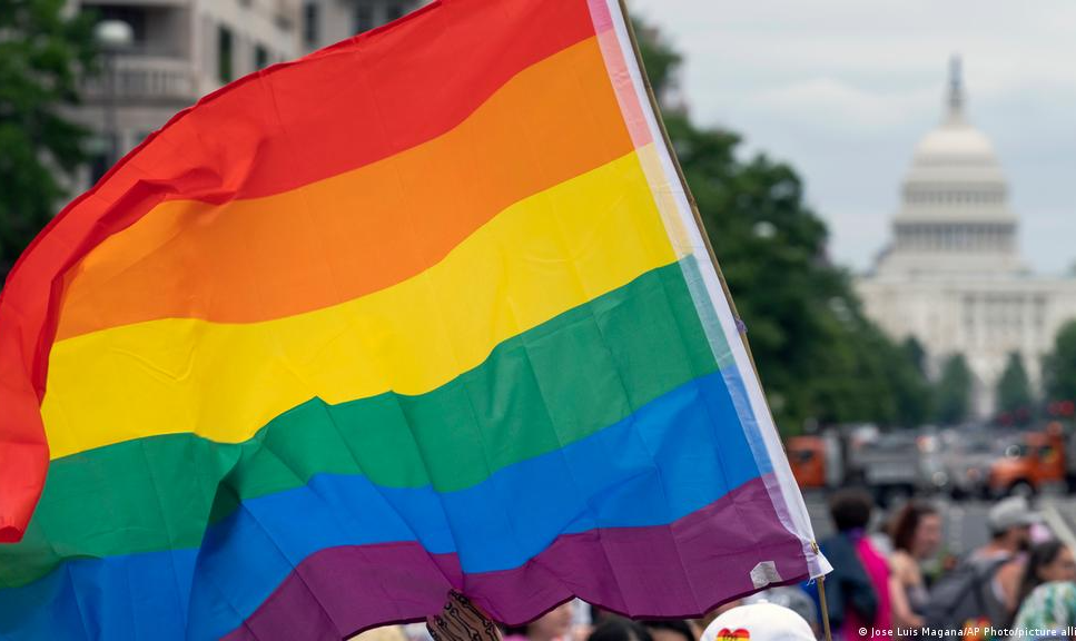 Lei de Respeito ao Casamento protege o matrimônio homossexual em nível federal; após derrubada da lei ao aborto, ativistas alertaram para a revogação de outros direitos