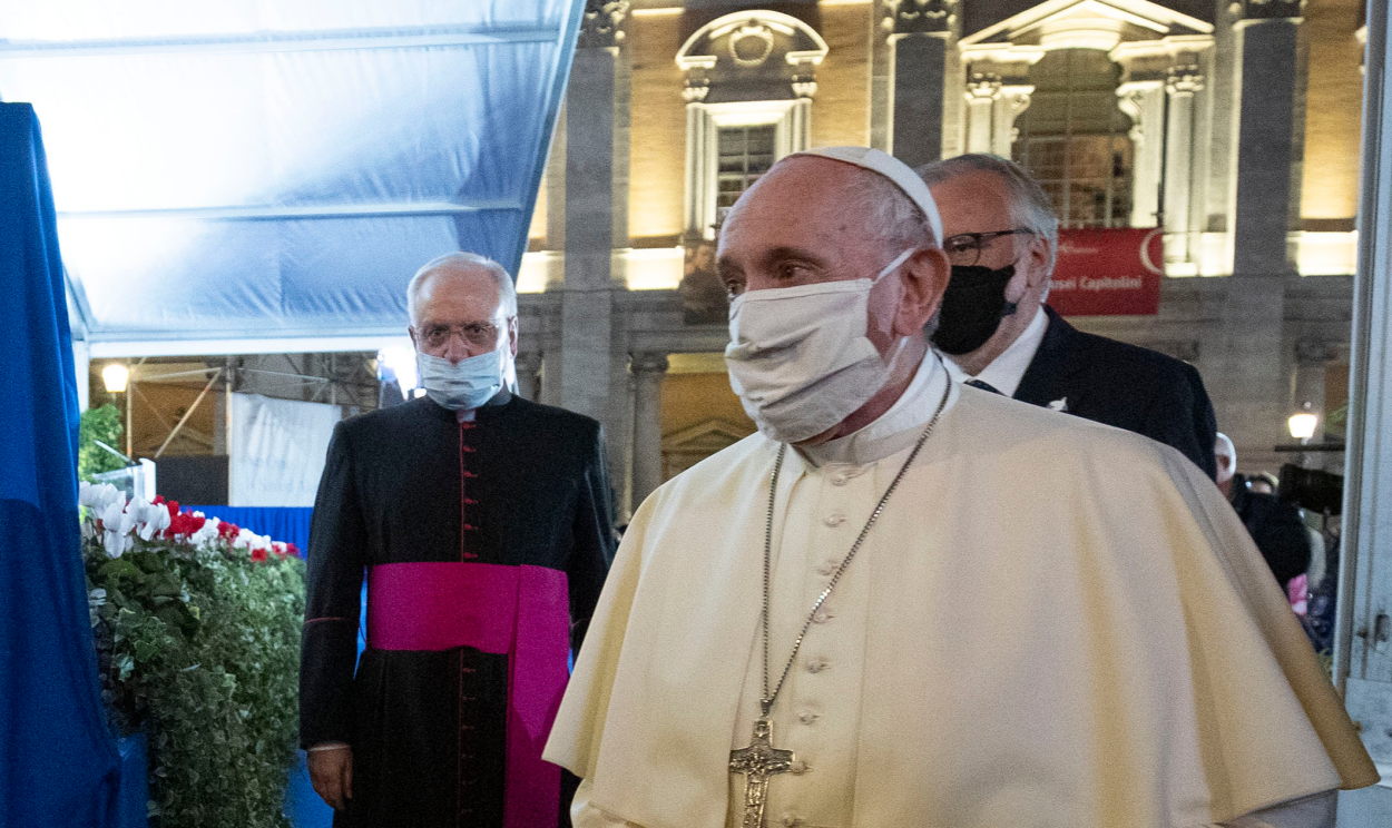 Pandemia provocou crise econômica e social 'muito pesada', disse; pontífice ainda falou sobre repressão em Mianmar, crise no Haiti e guerra na Síria