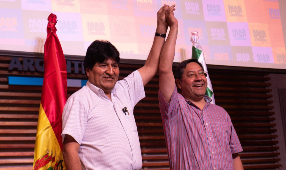 Segundo dirigentes do MAS, partido de Evo, ex-presidente e Luis Arce, candidato favorito na disputa, são os principais focos de notícias falsas
