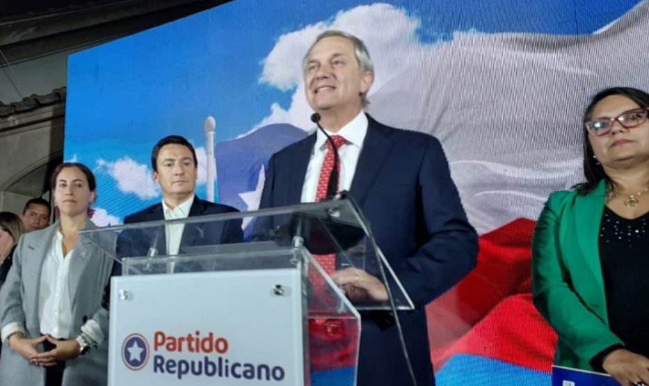 Coligação Unidade para Chile, que apoia o presidente Gabriel Boric, terá apenas 16 representantes; setores de direita juntos terão 34
