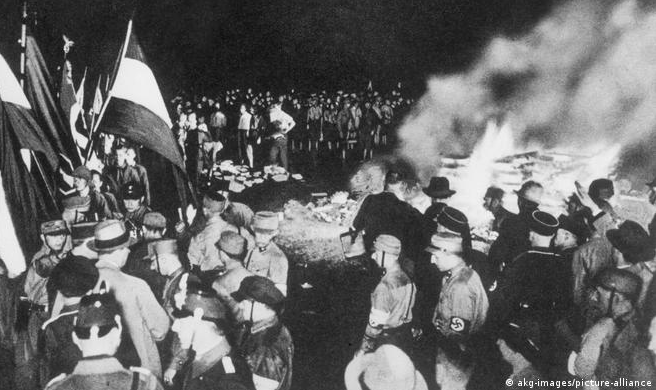 Em 10 de maio de 1933, nazistas incendiaram obras literárias consideradas inconvenientes, ato que repercute até hoje