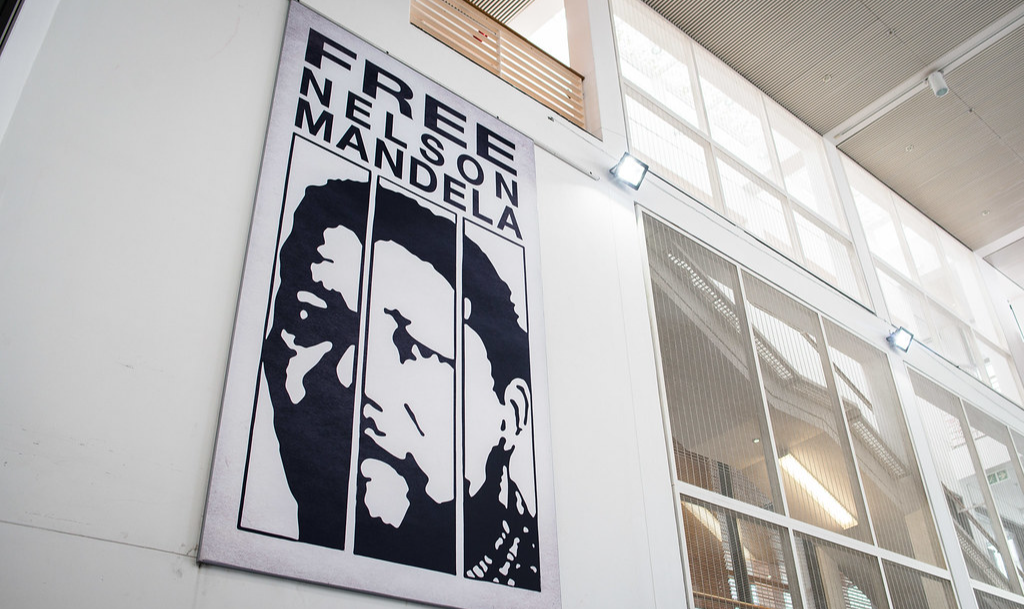Nelson Mandela é amplamente venerado. Mas faltam relatos de suas origens, quando ele insistia que o marxismo respondesse à situação da África do Sul