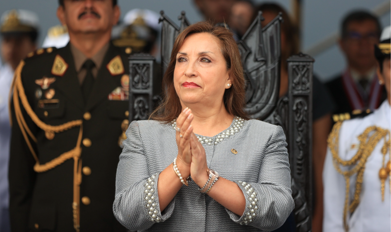 Presidente peruana, que assumiu após golpe contra Castillo, teve sua vida facilitada pelo fujimorismo até aqui, mas pacto tende a se romper à medida que eleições se aproximam