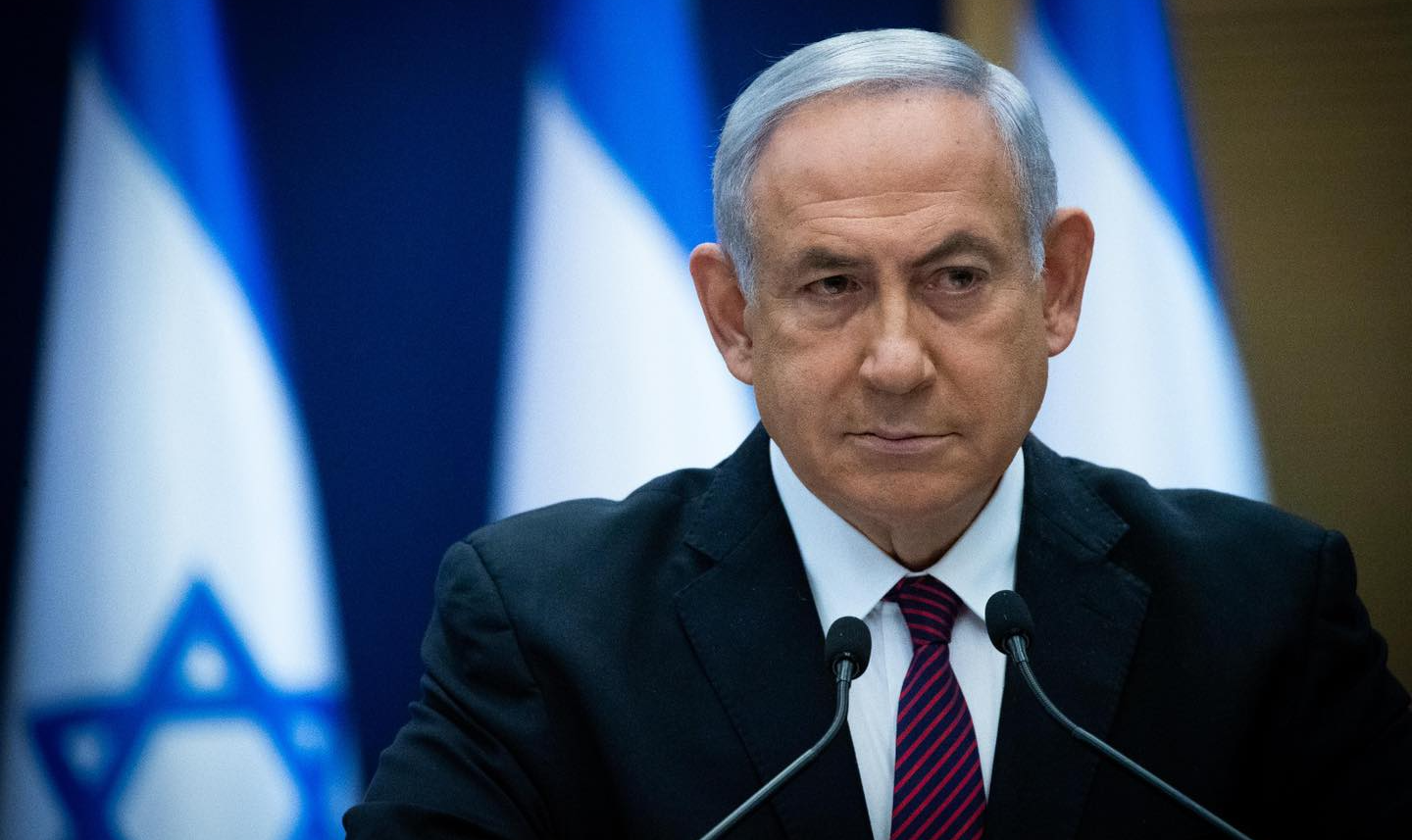 Coalizão liderada por Bennett e Lapid encerrou 12 anos de Bibi no comando do país; nova gestão 'continuará a mesma política', denuncia Hadash