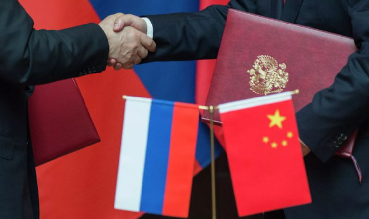 Presidentes Putin e Xi reafirmaram sua aposta na aliança estratégica entre seus países no IV Fórum Empresarial Russo-Chinês de Energia