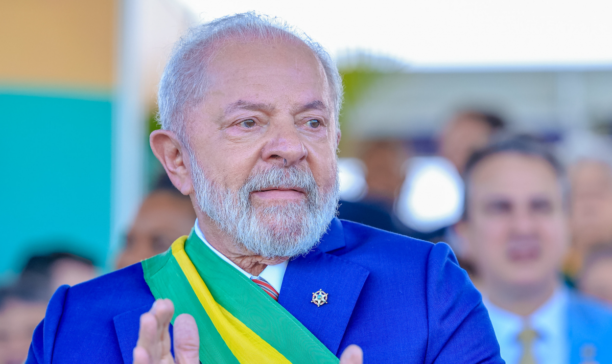 Lula deve propor campanha mundial contra a desigualdade e defender nova governança global no evento; essa é a primeira viagem oficial de um presidente brasileiro à ilha em nove anos