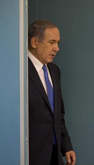 Premiê israelense, Netanyahu, segue mais isolado