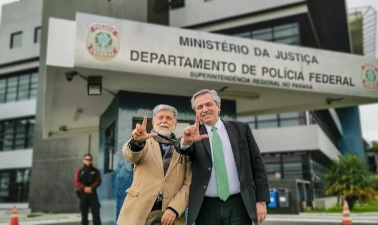 Candidato na chapa da ex-presidente Cristina Kirchner, Fernández afirmou que 'Lula é vítima de uma prisão arbitrária'