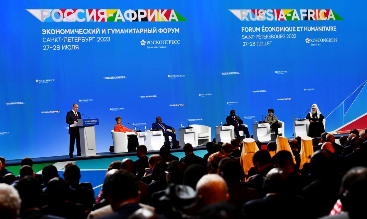 Rússia pretende usar evento com chefes de Estado da União Africana para incrementar relações com o continente, consolidar acordos sobre grãos e reforçar novo sistema comercial ‘livre de sanções’