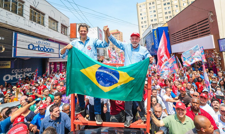 Alberto Fernández, Nicolás Maduro, Lacalle Pou e outros chefes de governo se manifestaram diante do resultado das eleições brasileiras