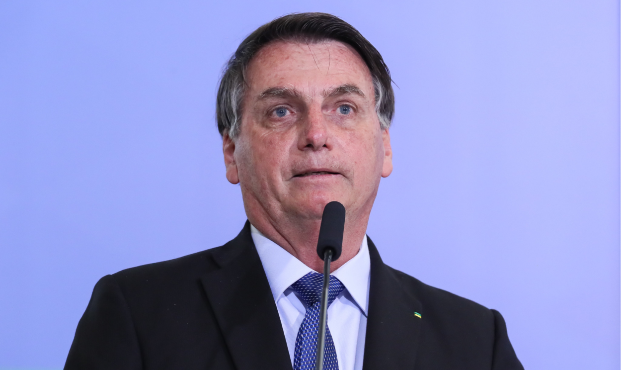 Segundo emissora CNN, presidente apresentou sintomas do novo coronavírus; este será o 4º teste realizado por Bolsonaro desde o início da pandemia