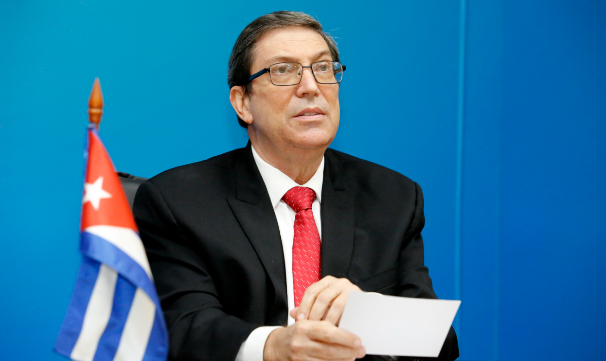 Bruno Rodríguez: 'Denuncio que o governo dos Estados Unidos exerce uma pressão brutal contra governos de países terceiros, especialmente os da América Latina, para obrigá-los a fazer declarações condenatórias contra Cuba'