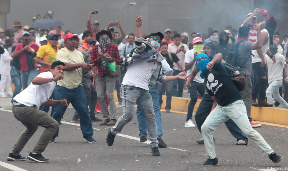 Em meio a novos atos contra o governo, presidente hondurenho anuncia envio de soldados para 'restaurar a ordem'