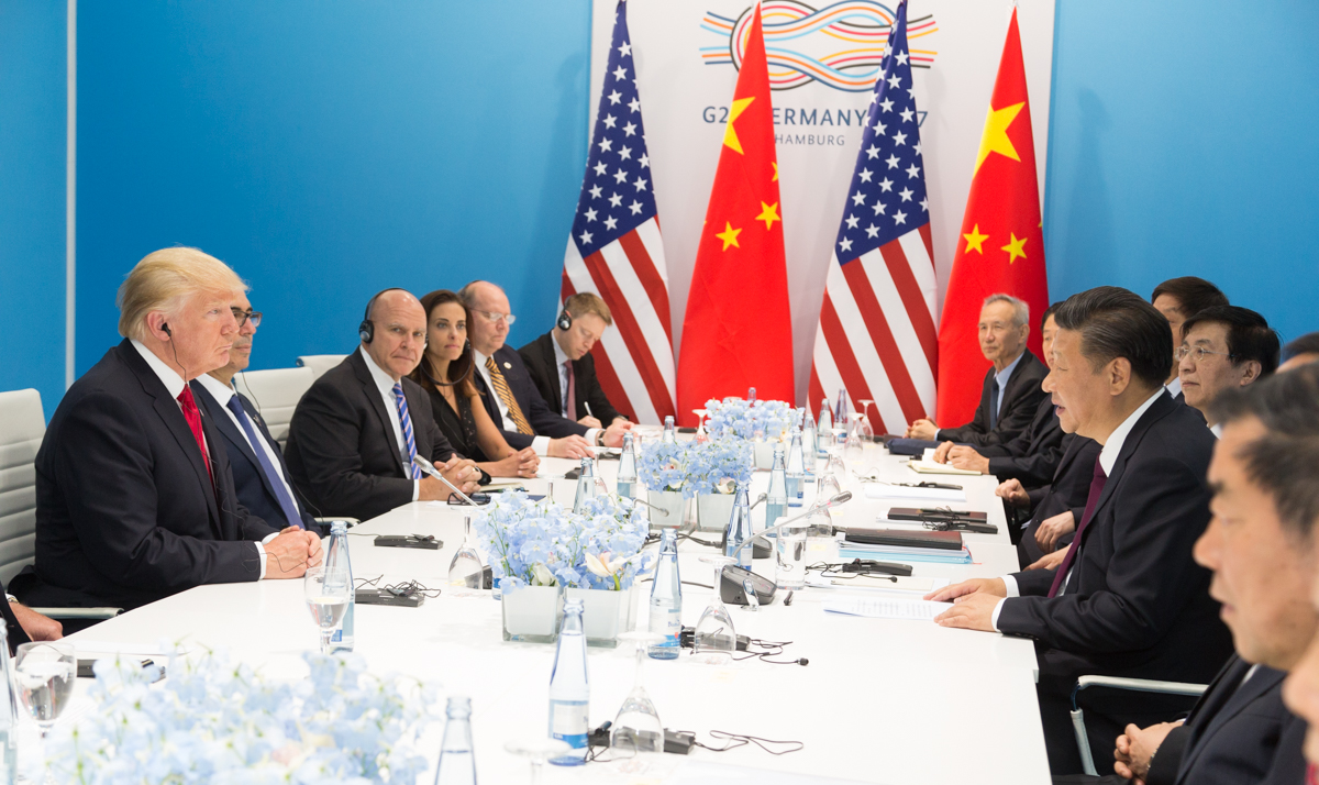 Presidente norte-americano afirmou que empresas dos EUA devem procurar 'alternativas à China'; novas tarifas recaem sobre mais de 5 mil produtos