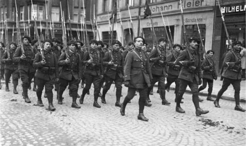 Soldados estrangeiros estavam no território alemão desde o final da Primeira Guerra Mundial em 1918