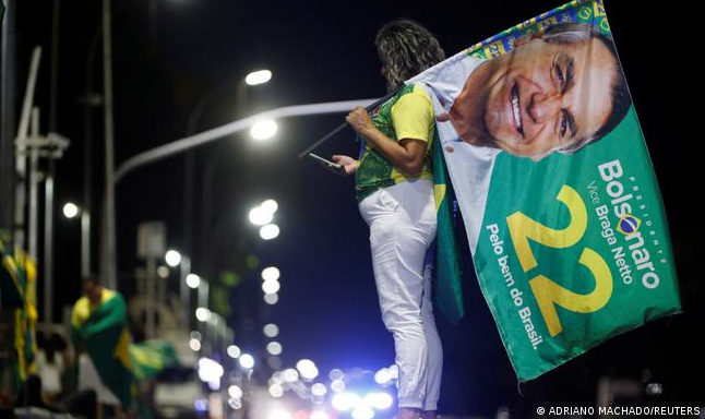Em editorial, renomada revista científica afirma que 'só há uma opção' no segundo turno das eleições brasileiras