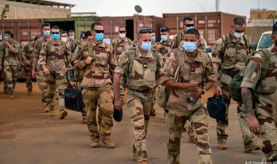 Soldados franceses e aliados foram enviados ao Mali a partir de 2013 para combater suposto terrorismo na região