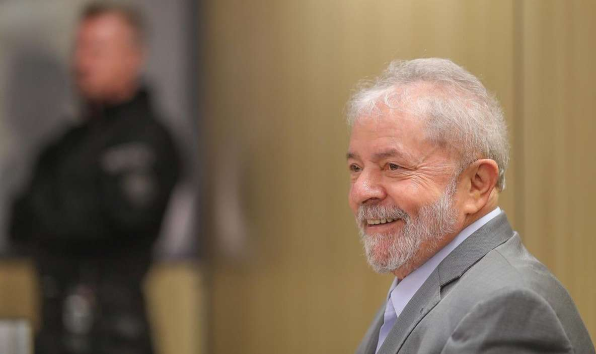 Juíza Carolina Lebbos, no entanto, negou direito a sala de Estado Maior para Lula; defesa diz que ex-presidente é vítima de "intenso constrangimento ilegal".