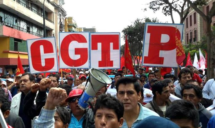 Mobilizações retomam movimento iniciado após a destituição de Pedro Castillo; também reclamam pelos 32 mortos durante atos realizados no mês passado