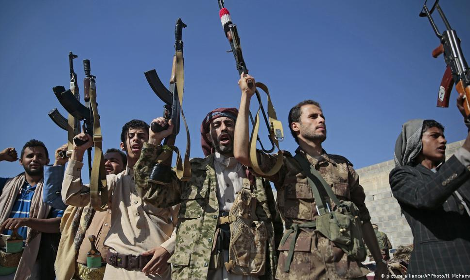 Rebeldes apoiados pelo Irã no Iêmen anunciam maior operação até o momento, dizendo ter capturado 'grande número' de tropas da Arábia Saudita na região de fronteira; não houve confirmação das autoridades sauditas