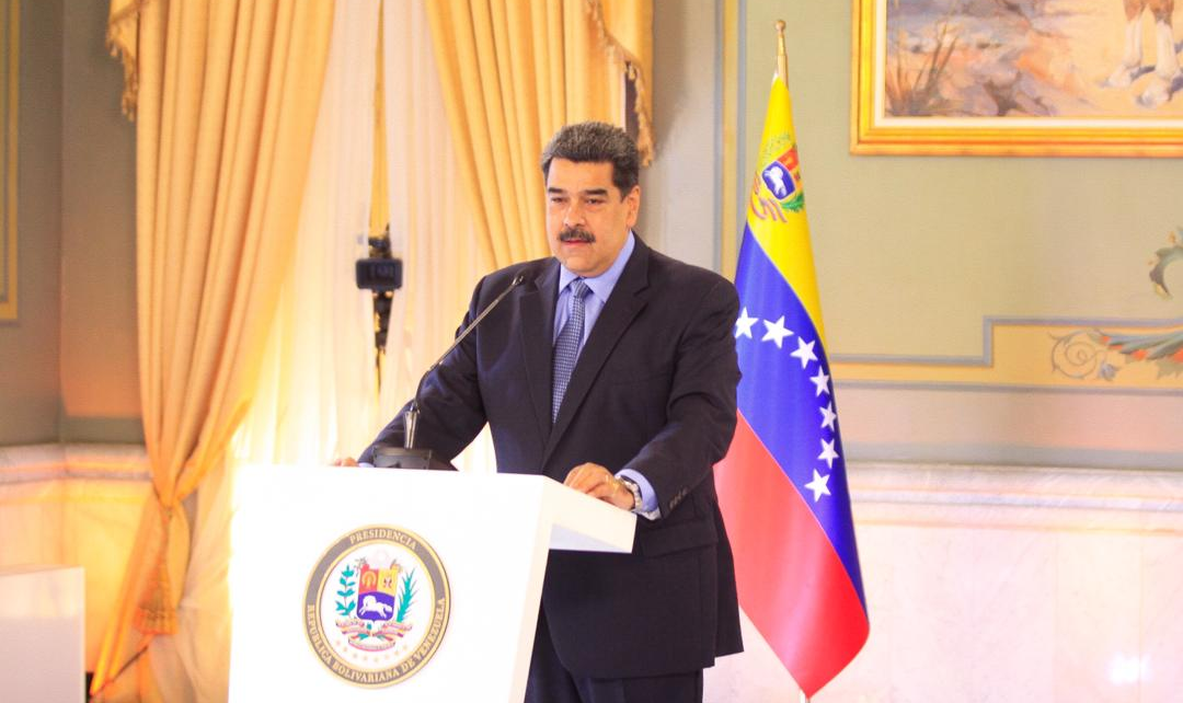 Segundo presidente, opositor Leopoldo López, que fugiu para a Espanha, começou a realizar "uma guerra por baixo" contra a "paz e a democracia venezuelana"