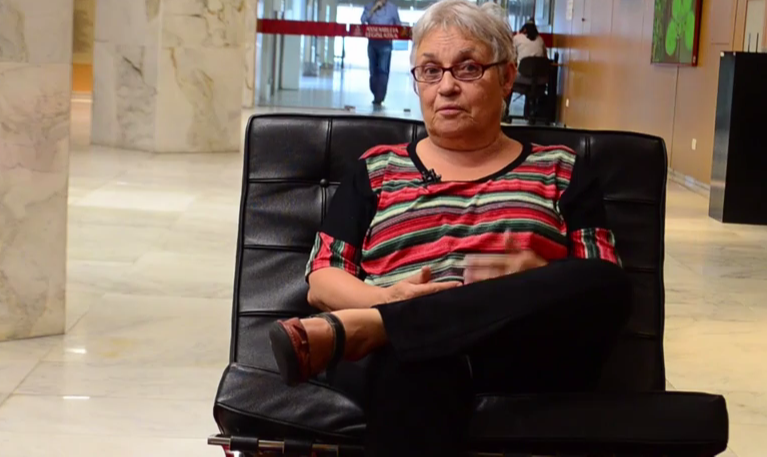 Amelinha Teles, militante comunista torturada no DOI-Codi de São Paulo, conta como mulheres sofriam violência sexual por agentes da repressão e afirma que estupro era política de Estado no regime militar brasileiro