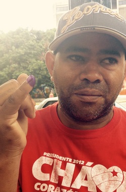 Freddy Chávez, após votar em Caracas| Foto: Marina Terra/ Opera Mundi
